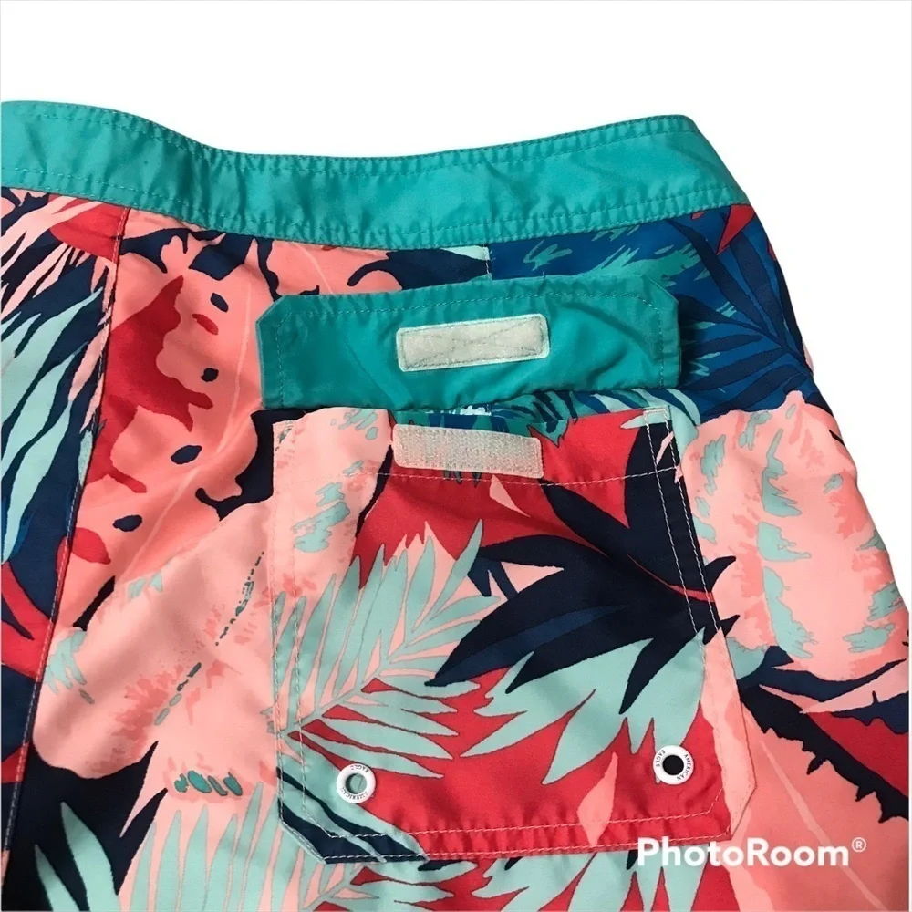 AMERICAN EAGLE / Men’s Lion/Jungle Tropical Print Swim Board Shorts Size M